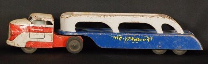 Wyandotte Pressed Steel Car Hauler Toy Truck