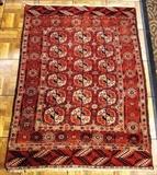 3.3' X 4.6' Hand Woven Oriental Rug