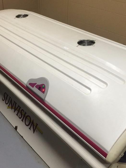 Sunvision tanning bed