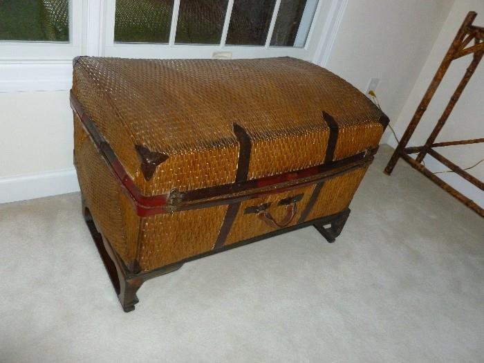 Antique basket trunk on base
