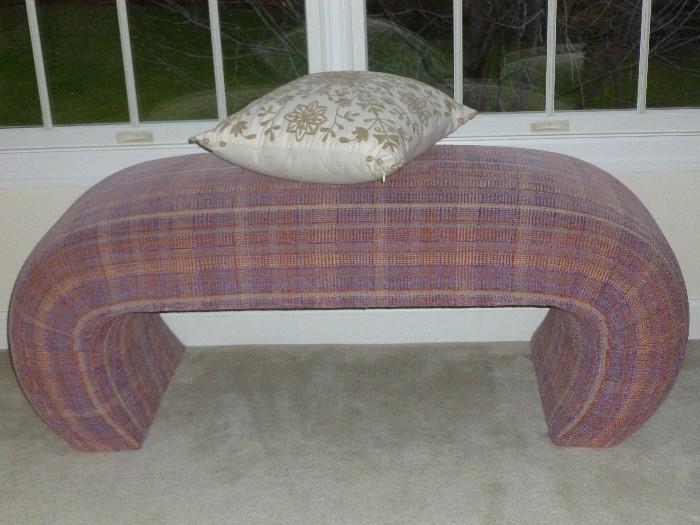 Nice end-of-bed bench