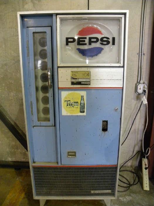 10 cent Pepsi Bottle Machine