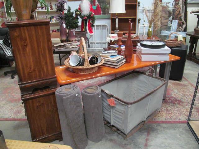 Pink Flamingo Liquidation in Elberta, AL starts on 1/8/2016