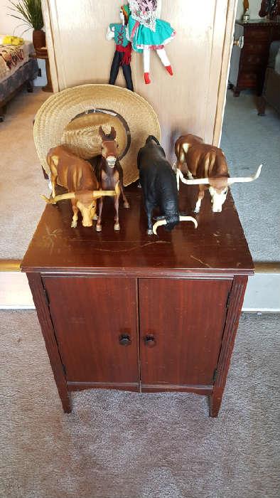 Small cabinet, Breyer animals