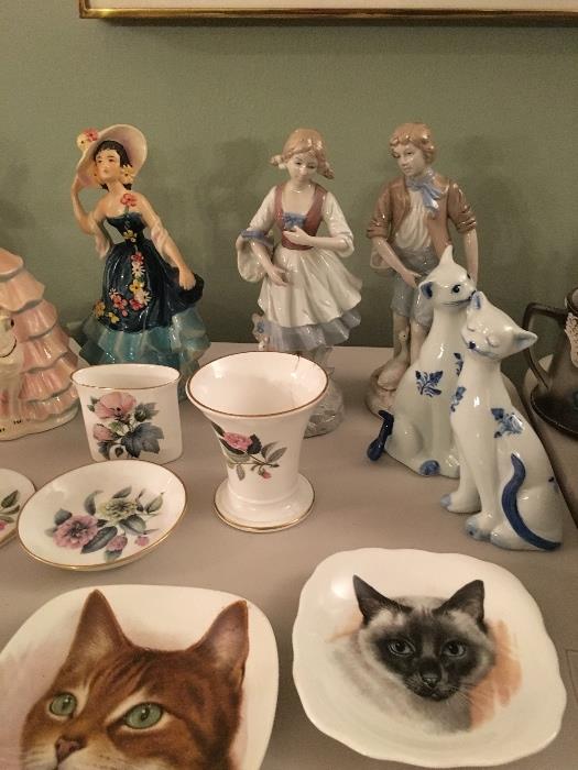 Porcelain collectibles 