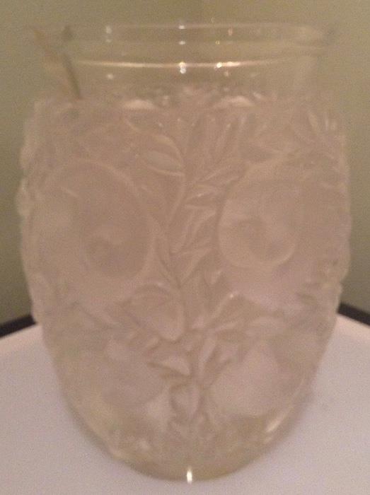 Authentic Lalique Bagatelle Vase Lovebirds 6 1/2"