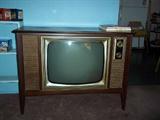 Zenith console TV w/tubes, needs work