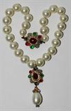 Lot #1424, CHANEL GRIPOIX & FAUX PEARL NECKLACE, L 18"