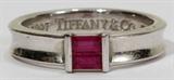 Lot#2135, TIFFANY & CO. 18 KT WHITE GOLD & RUBY RING