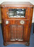 lot #57 WURLITZER SIMPLEX PHONOGRAPH JUKEBOX, MODEL P-12, C1934, H 48", W 31", D 23"