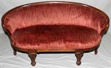 lot #256 VICTORIAN MAHOGANY SETTEE, LATE 19TH CENTURY, L 58"