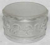 lot #1291 LALIQUE CRYSTAL BOX, H 2 1/2", DIA 4"