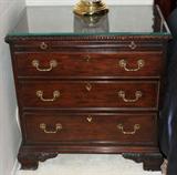 Lot#1036, CENTURY FURNITURE, GEORGIAN STYLE MAHOGANY BACHELOR'S CHESTS, PAIR, H 29", W 27", D 19"