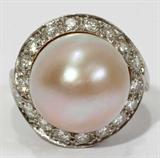 Lot#30, PLATINUM, DIAMOND, & SOUTH SEA PEARL RING