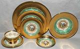 Lot#43, LE MIEUX 24 KT GOLD DECORATED PORCELAIN DINNER SERVICE, 101 PIECES