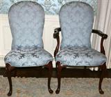 Lot#2220, SET OF 8 QUEEN ANNE STYLE DINING CHAIRS