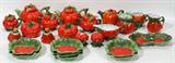 LOT #6 ROYAL BAYREUTH 'TOMATO' PORCELAIN TABLEWARE, 31 PIECES