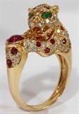 LOT #1275, 18KT YELLOW GOLD, LEOPARD FORM RING WITH DIAMONDS, RUBIES & EMERALDS, SIZE 6 3/4