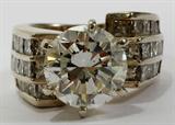 LOT #2037, 5.01 CT. DIAMOND RING, SI 2, L, GIA CERTIFICATE