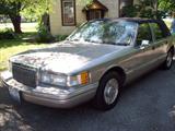 1994 Lincoln
Can email more pictures and
info if interested.