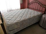Queen size bed complete
