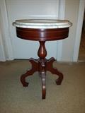 Small Victoria Table with Marble Top Made in Italy