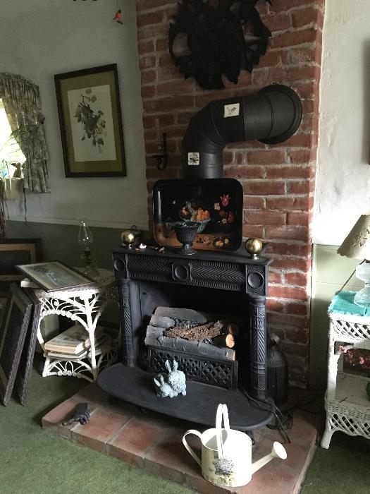 New stove, wicker side tables