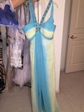 WOMENS FORMAL AND PARTY DRESSES SIZES SMALL-MEDIUM 4-6