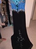 WOMENS FORMAL AND PARTY DRESSES SIZES SMALL-MEDIUM 4-6