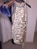 WOMENS FORMAL AND PARTY DRESSES SIZES SMALL-MEDIUM 4-6