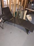 OUTDOOR TANNING LOUNGE CHAIR