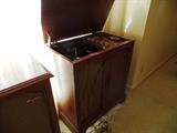 Magnivox cabinets