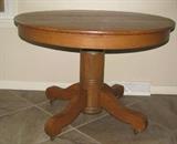 pedestal table
