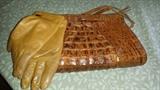 Vintage Alligator purse w/ leather Woolrich gloves