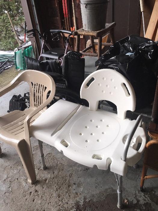 SHOWER CHAIR AND PLASTIC OUTDOOR CHAIR