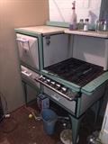 ANTIQUE TEAL AND WHITE STOVE