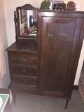 ANTIQUE / VICTORIAN CHIFFEROBE WARDROBE