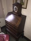 ANTIQUE STATIONARY DESK