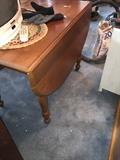 DROP LEAF TABLE