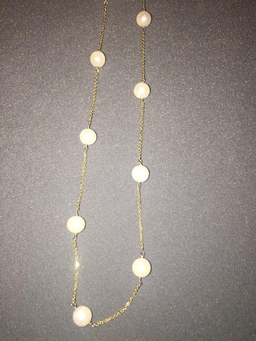 14K GOLD NECKLACE WITH PEARLS