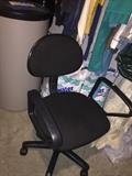 OFFICE CHAIR