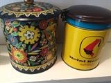 Vintage decorative tins