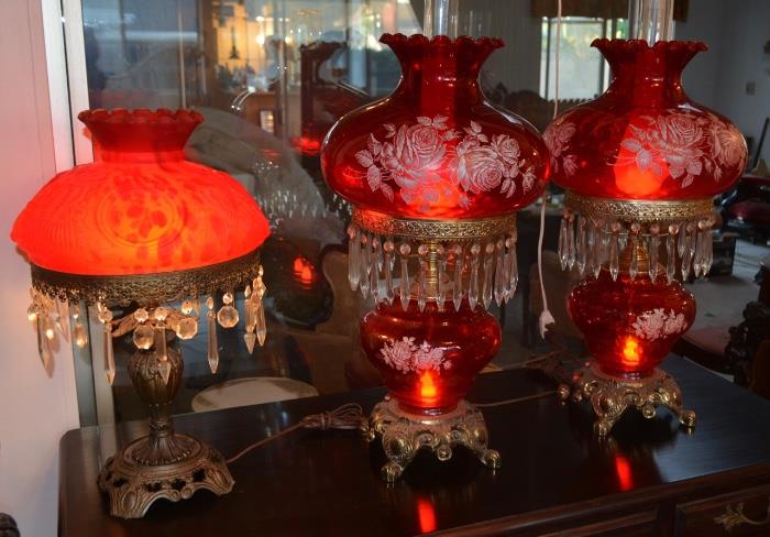 RUBY glass Victorian style table lamps