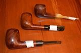 Pipes are:
Ascorti
Chippendale CD
Barontini
Banduntini Granouc 713
Comoys B215
GBO 9436 - 145 - 1706
Pettersons Kapet 1065
Stefano (Israel)
Prince of Whales
GBD 9665
Rainbow GBD