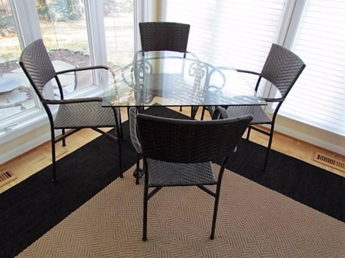 perfect glass 5 piece table set