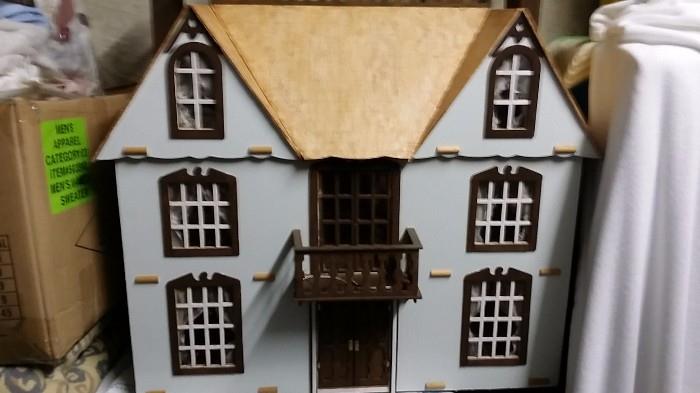 Handmade doll house with chandelier and electric installed. All hand made and mint