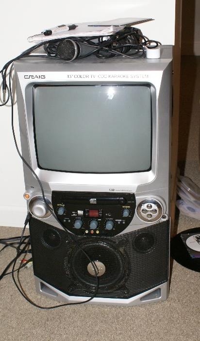 CRAIG 13" Color TV Karaoke Machine 