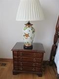 End table, Nightstand, Lamp