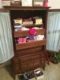 Clothes armoire
