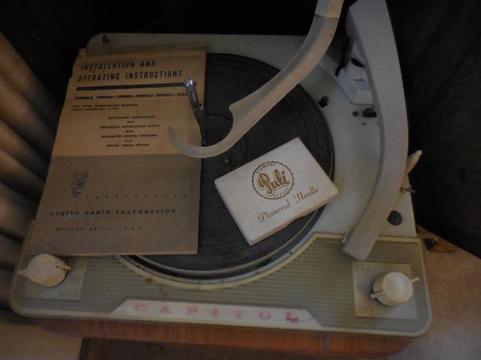 Capitol Phonograph
